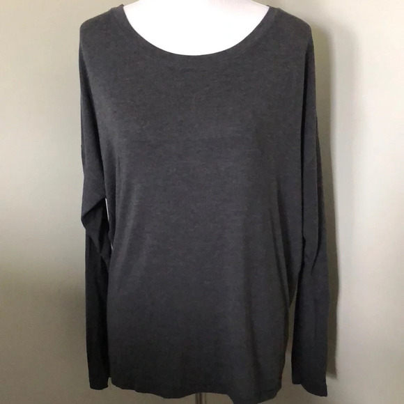 Victoria's Secret Other - 🌺Victoria’s Secret Drop Shoulder Pajama Top🌺